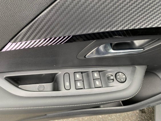 Peugeot 208 208 HYBRID 110CH E-DCS6 ALLURE Gris Selenium Metal
