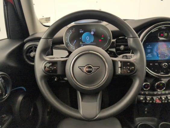 Mini HATCH 5 PORTES F55 LCI II COOPER 136 CH DKG7 EDITION PREMIUM Chili Red
