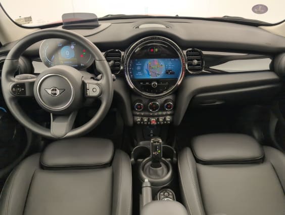 Mini HATCH 5 PORTES F55 LCI II COOPER 136 CH DKG7 EDITION PREMIUM Chili Red