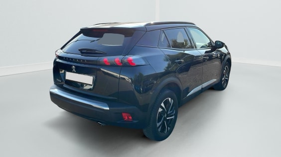 Peugeot 2008 BlueHDi 130 S&S EAT8 Allure Pack Noir Perla Nera