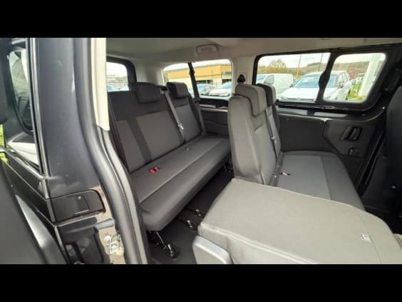 Citroën Jumpy Combi Jumpy Combi XL Diesel 180 ch Automatique Gris Titane