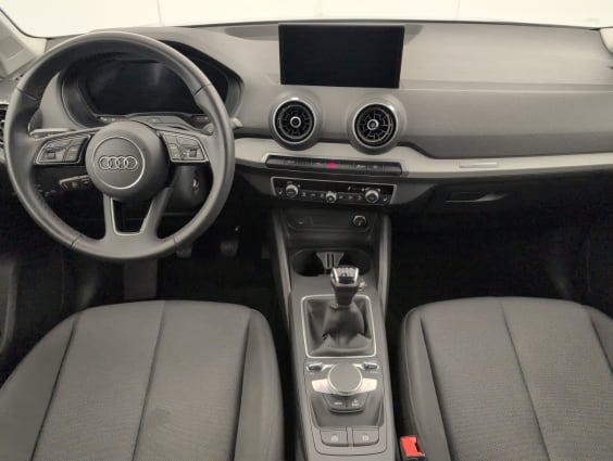 Audi Q2 30 TFSI 110 BVM6 Design Bleu Navarre