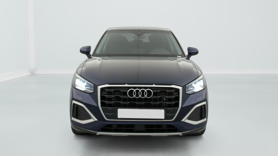 Audi Q2 30 TFSI 110 BVM6 Design Bleu Navarre