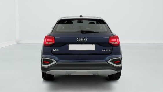 Audi Q2 30 TFSI 110 BVM6 Design Bleu Navarre