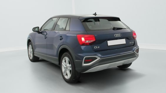 Audi Q2 30 TFSI 110 BVM6 Design Bleu Navarre