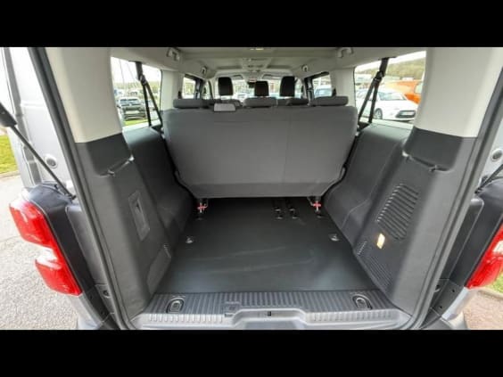 Citroën Jumpy Combi Jumpy Combi XL Diesel 180 ch Automatique Gris Acier