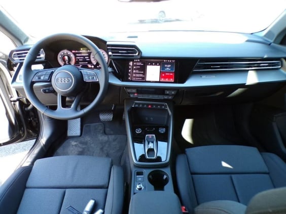 Audi A3 SPORTBACK A3 Sportback TFSI Mild Hybrid 150 S tronic 7 S line Noir Mythos