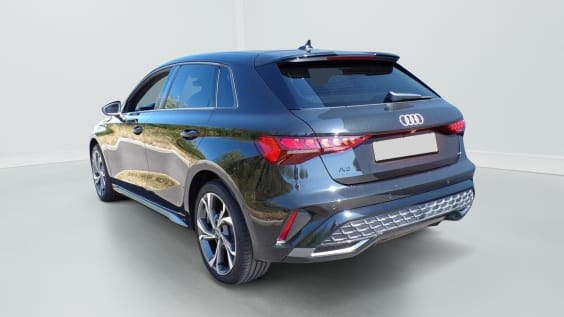 Audi A3 SPORTBACK A3 Sportback TFSI Mild Hybrid 150 S tronic 7 S line Noir Mythos