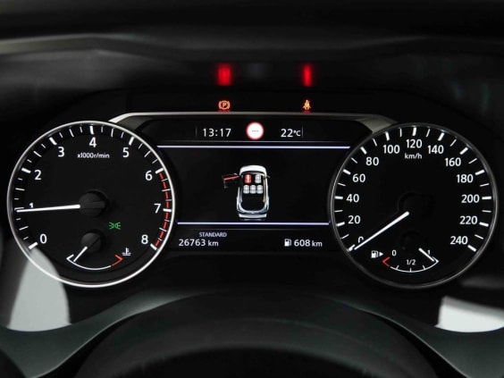 Nissan QASHQAI 140 MHEV ACENTA Gris