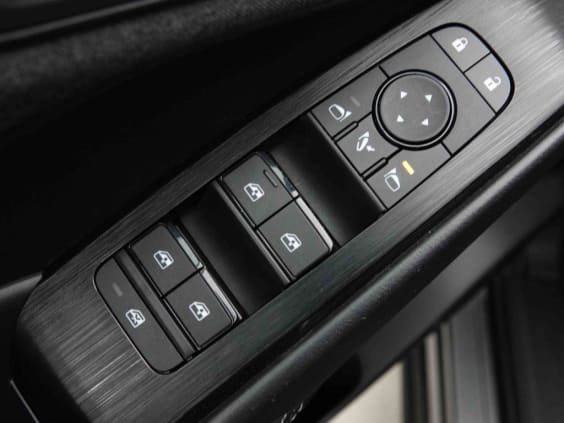 Nissan QASHQAI 140 MHEV ACENTA Gris