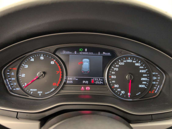 Audi A4 AVANT 35 TFSI 150 S tronic 7 Design Noir Mythic