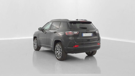 Jeep Compass COMPASS 1.5 Turbo T4 130ch MHEV Summit 4x2 BVR7 Solid Black