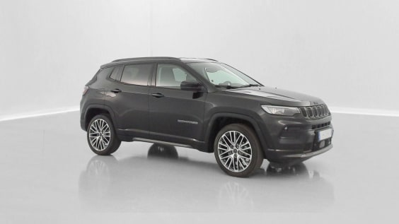 Jeep Compass COMPASS 1.5 Turbo T4 130ch MHEV Summit 4x2 BVR7 Solid Black
