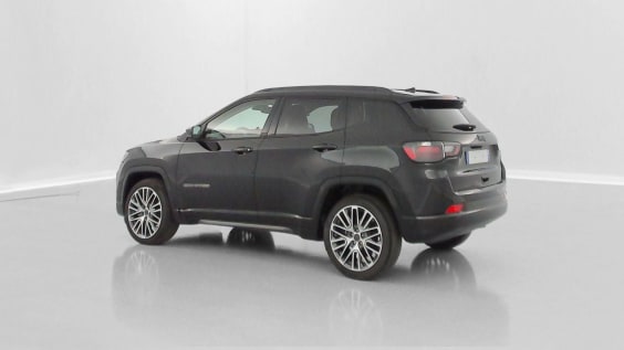 Jeep Compass COMPASS 1.5 Turbo T4 130ch MHEV Summit 4x2 BVR7 Solid Black