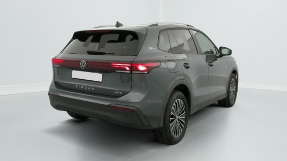 Volkswagen Tiguan 1.5 ETSI 150CH DSG7 LIFE PLUS Gris Dauphin
