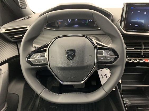 Peugeot 2008 Hybrid 145 e-DCS6 Allure Rouge Elixir