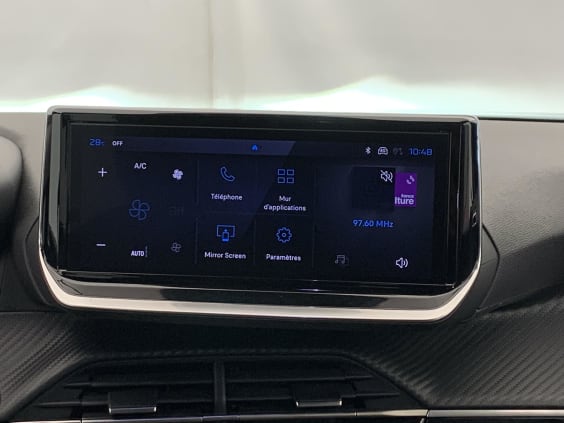 Peugeot 2008 Hybrid 145 e-DCS6 Allure Rouge Elixir