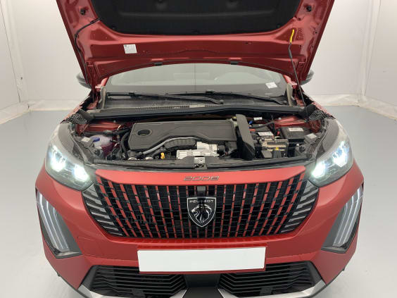 Peugeot 2008 Hybrid 145 e-DCS6 Allure Rouge Elixir
