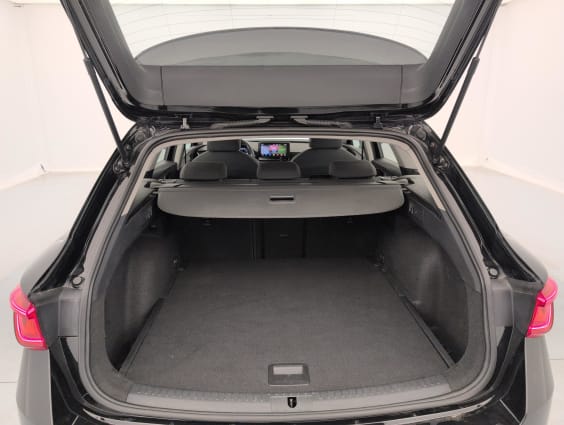 Seat LEON Sportstourer 2.0 TDI 150 DSG7 Style Noir Minuit