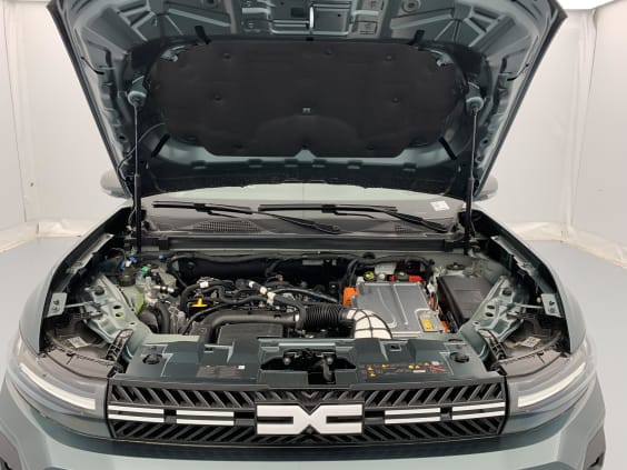 Dacia BIGSTER HYBRID 155 Expression Vert Cèdre