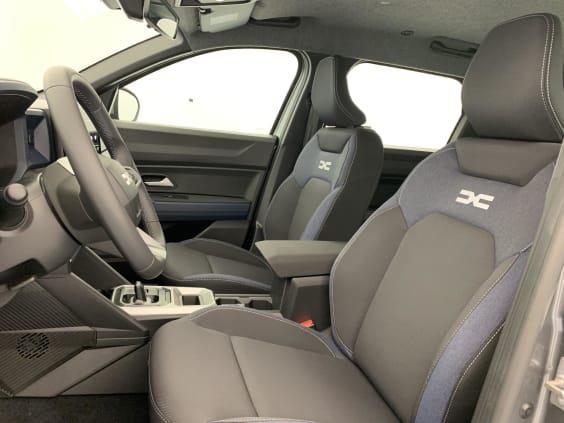 Dacia BIGSTER HYBRID 155 Expression Gris Schiste
