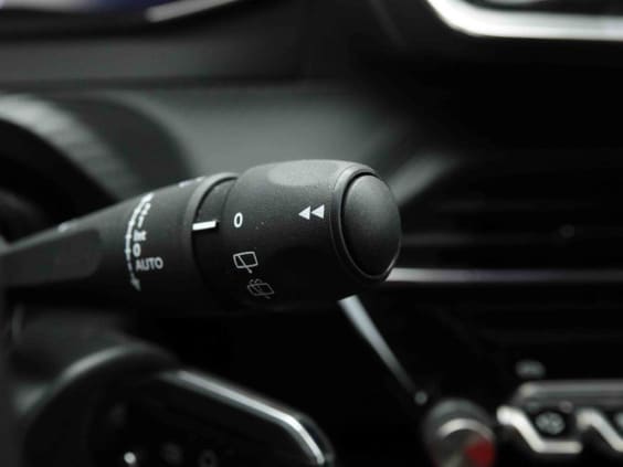 Peugeot 2008 1.2 T 100 Allure Gris