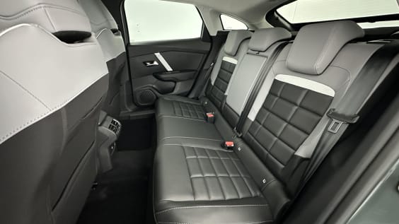 Citroën C4 C4 1.2 Hybride 145ch Max e-DCS6 Vert Manhattan
