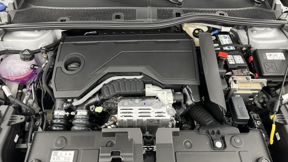 Citroën C4 C4 1.2 Hybride 145ch Max e-DCS6 Blanc Okenite