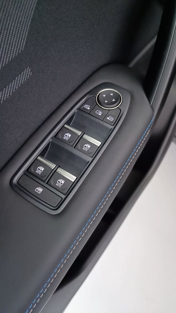 Renault SYMBIOZ SYMBIOZ 1.8 E-Tech full hybrid 160ch Esprit Alpine Noir Etoile