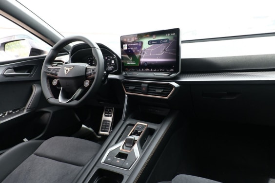 Cupra LEON 1.5 eTSI Hybrid 150 ch DSG7 V Gris