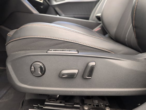 Cupra Formentor 1.4 E-HYBRID 245 CH DSG6 VZ Noir Minuit