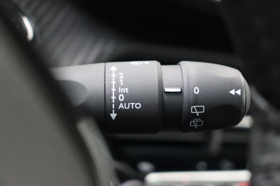 Peugeot 2008 Turbo 100 ch BVM6 Allure Gris Selenium