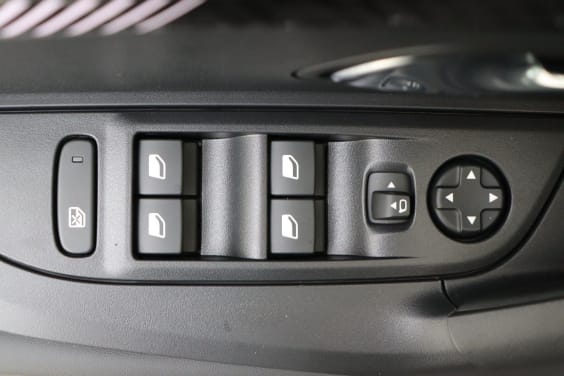 Peugeot 2008 Turbo 100 ch BVM6 Allure Gris Selenium