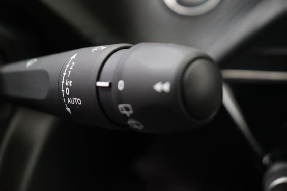 Peugeot 2008 Turbo 100 ch BVM6 Allure Gris Selenium
