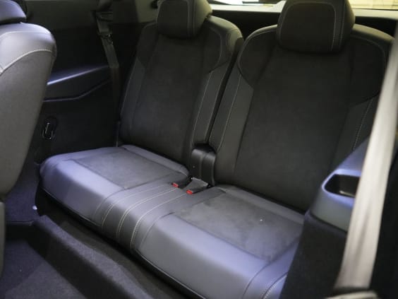 Peugeot 5008 GT Excl. Pano Hybrid 145 hp e-DSC6 Black