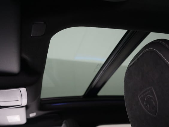 Peugeot 5008 GT Excl. Pano Hybrid 145 hp e-DSC6 Black