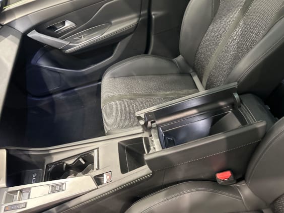 Peugeot 308 SW GT Hybrid 145 ch e-DCS6 Gris