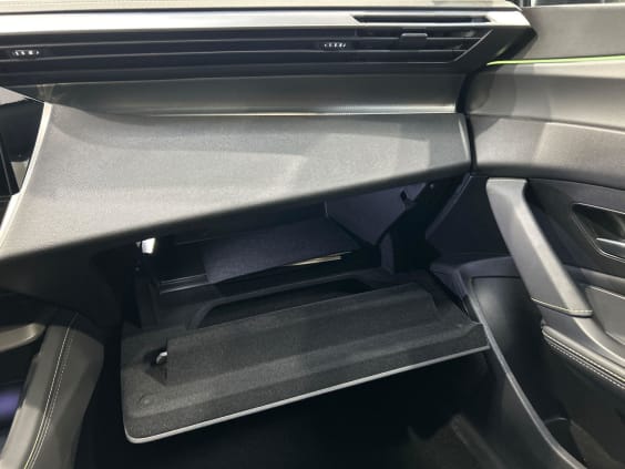 Peugeot 308 SW GT Hybrid 145 ch e-DCS6 Gris