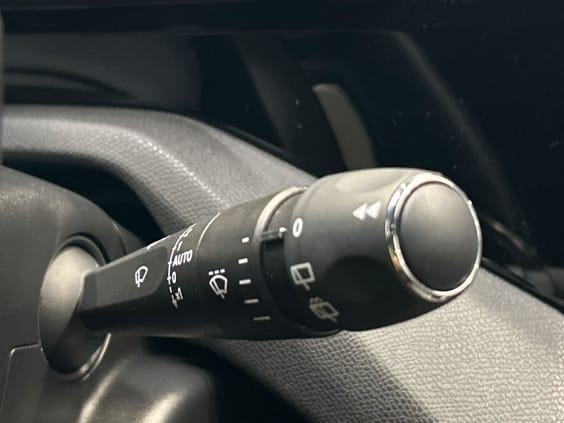Peugeot 308 SW GT Hybrid 145 ch e-DCS6 Gris