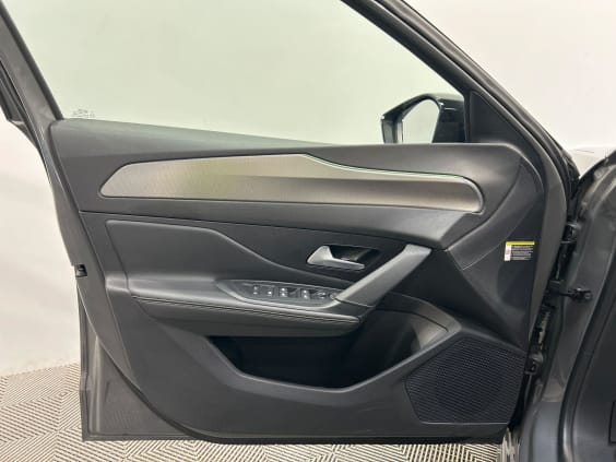 Peugeot 308 SW GT Hybrid 145 ch e-DCS6 Gris