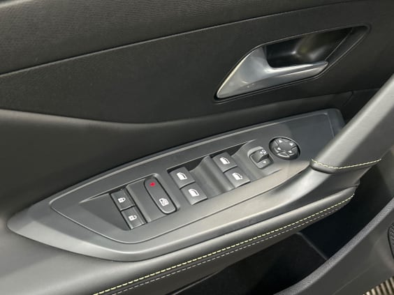 Peugeot 308 SW GT Hybrid 145 ch e-DCS6 Gris