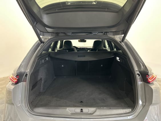 Peugeot 308 SW GT Hybrid 145 ch e-DCS6 Gris