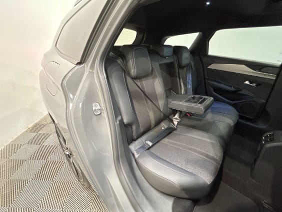 Peugeot 308 SW GT Hybrid 145 ch e-DCS6 Gris