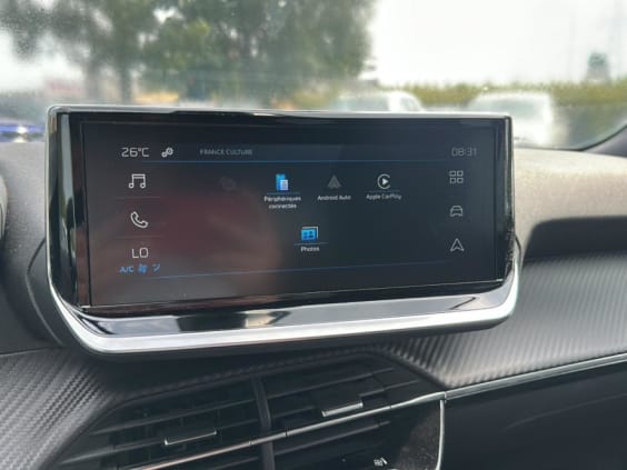 Peugeot 2008 1.2 hybrid 145 style e-dcs6 Gris