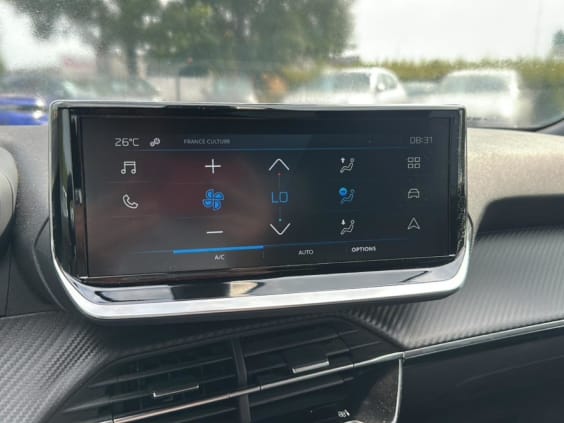 Peugeot 2008 1.2 hybrid 145 style e-dcs6 Gris