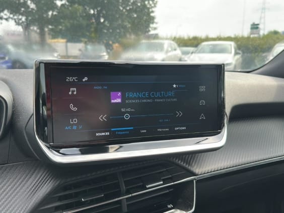 Peugeot 2008 1.2 hybrid 145 style e-dcs6 Gris