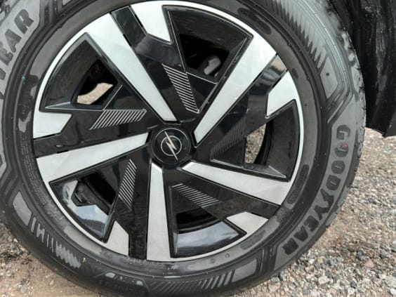 Opel Mokka 1.2 turbo hybrid 136 edition e-dct6 Noir