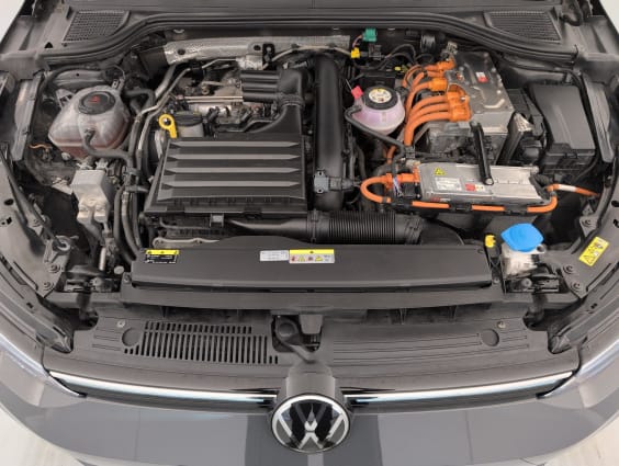 Volkswagen GOLF 8 1.4 HYBRID RECHARGEABLE OPF 204 DSG6 STYLE Gris Dauphin
