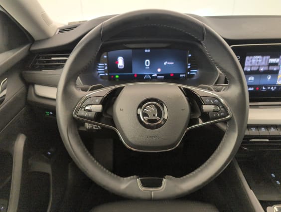 Skoda Octavia Combi 2.0 TDI 150 ch DSG7 Ambition Blanc Lune