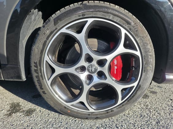 Alfa Romeo Tonale 1.5 mHEV - 160 VGT - BV TCT  Veloce Gris 